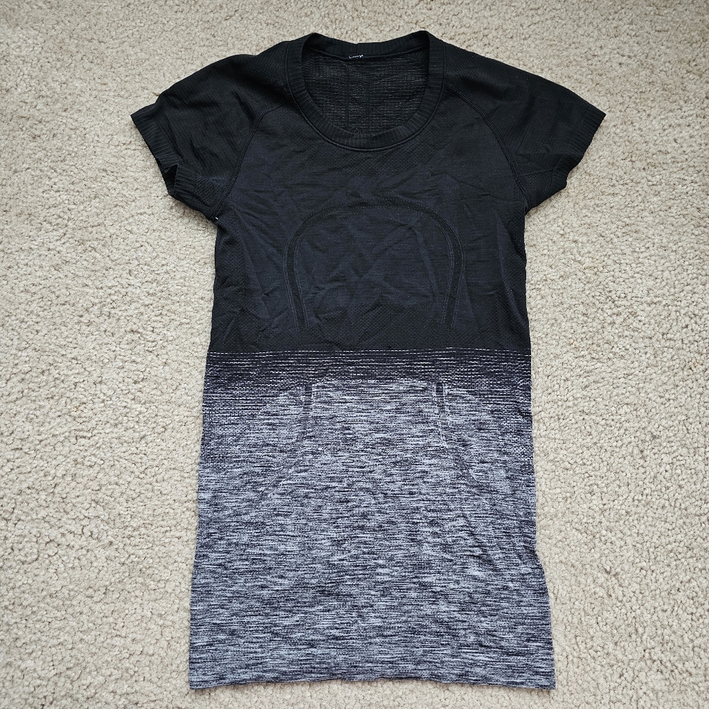 Lululemon swiftly tech short sleeve active top black grey ombre size 2 4 small